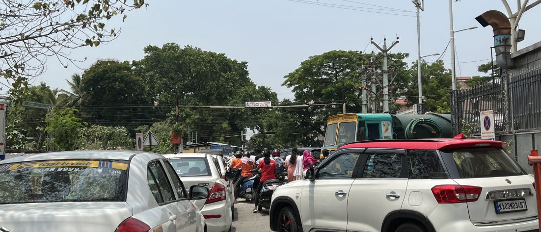 Traffic Congestion near Chromphet Railway Crossing